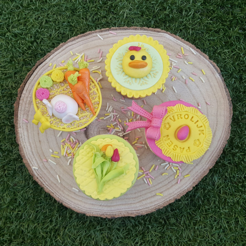 Paascupcakes decoreren